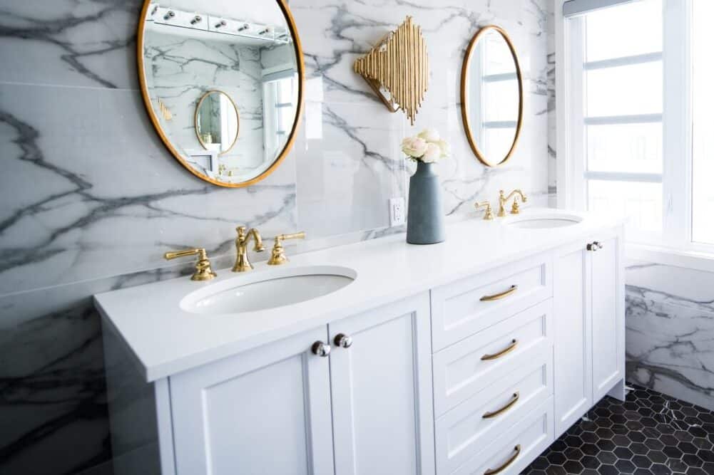 Types of Bathroom Vanities: Which Is Right For YOUR Bathroom? 1 Types of Bathroom Vanities